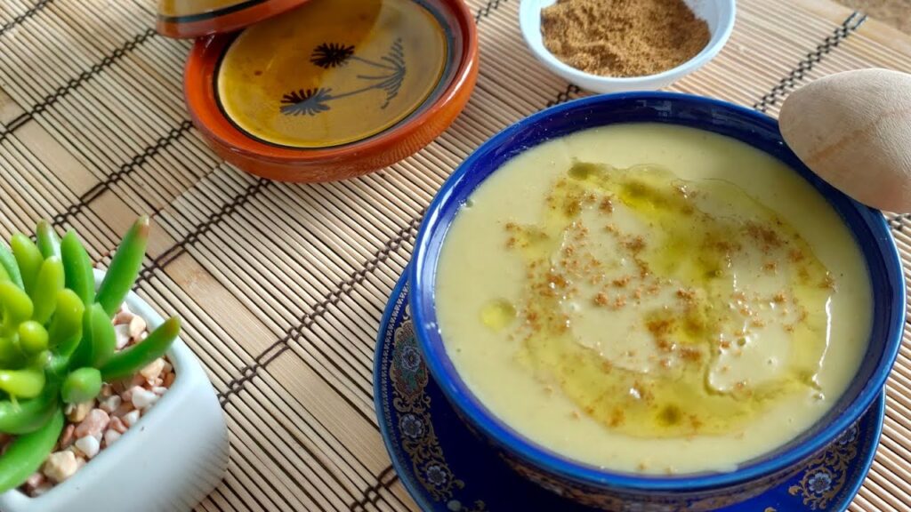 Crème Bissara (soupe de pois cassés) marocaine - Restaurant Snack Atlas Béziers